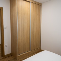 104520